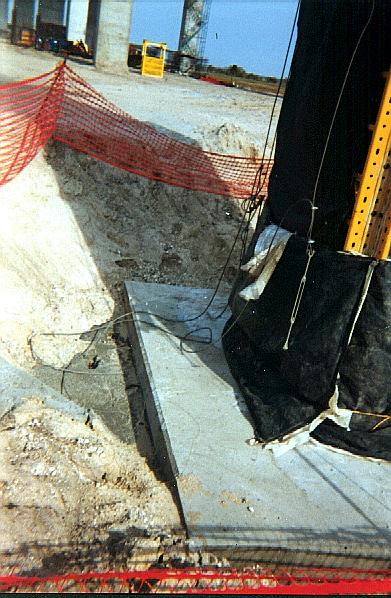 Detail of the thickness of the pier footing on south mainland