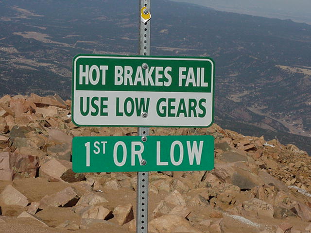Use low gears sign
